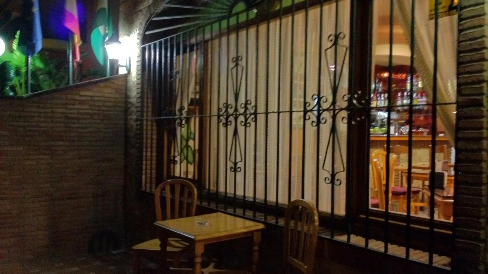 Hostal Los Corchos Fuengirola Vendégház